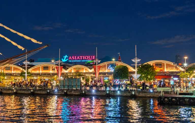 ASIATIQUE河濱夜市