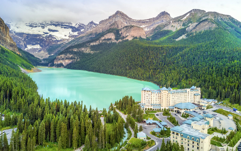 【玩美加族】保住露易絲湖城堡飯店、加拿大賞鯨船、四大國家公園、冰原雪車、溫哥華、西雅圖１２日